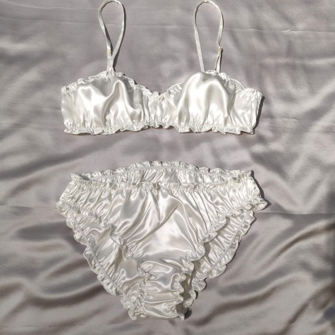 SILK UNDERWEAR SET
